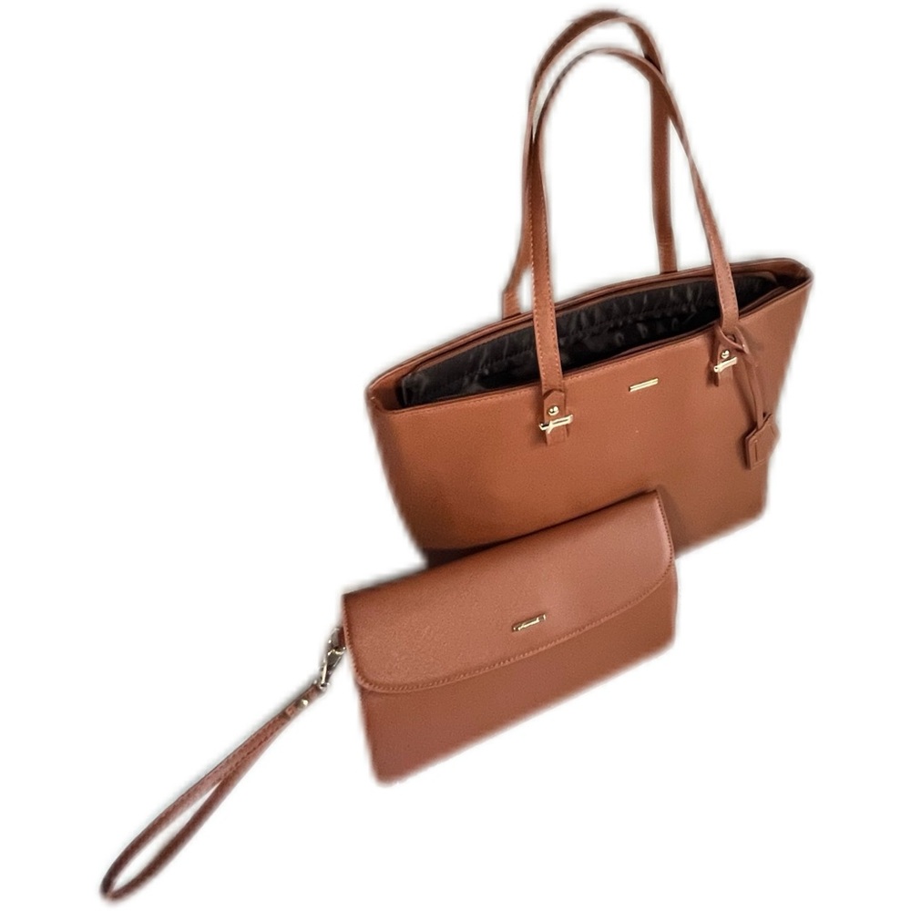 Brown Leather Tote and Clutch Set